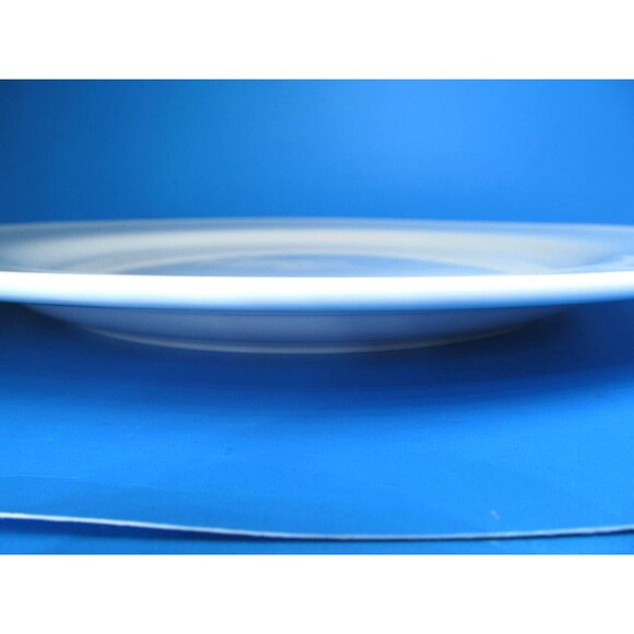 Pottery Barn Great White l1 3/4" Dinner Plate VGC - Picture 7 of 9